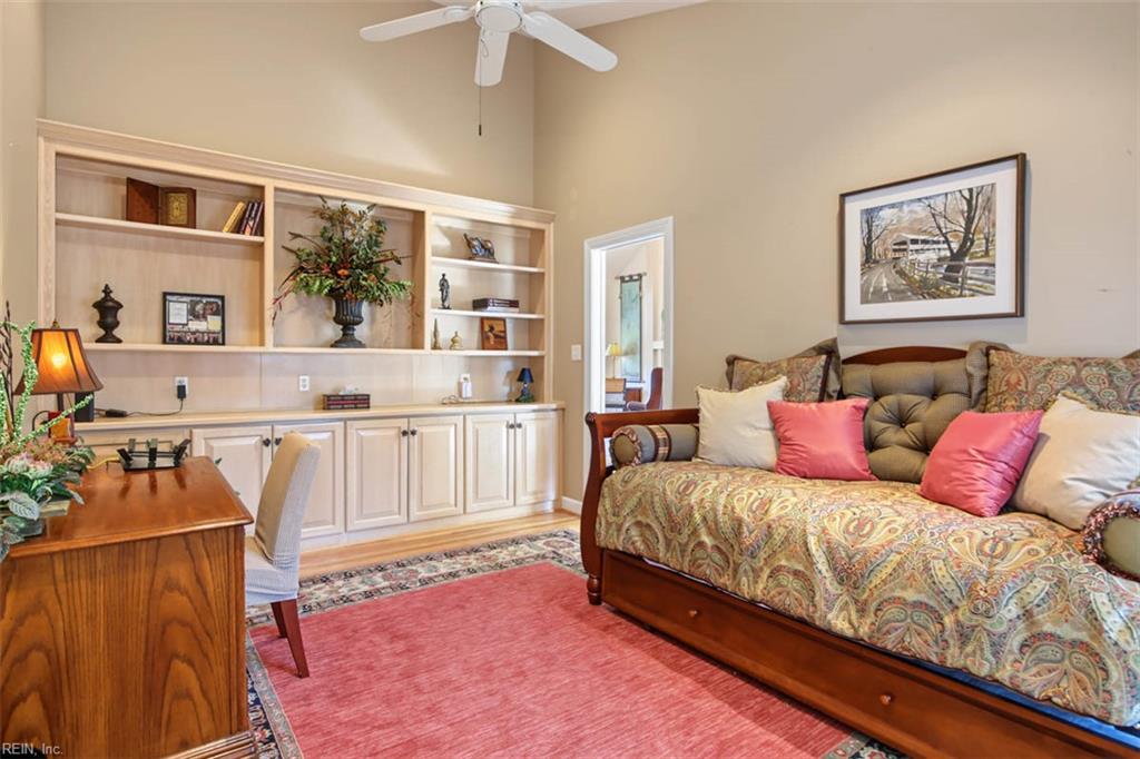 137 Roger Smith Property Photo 25