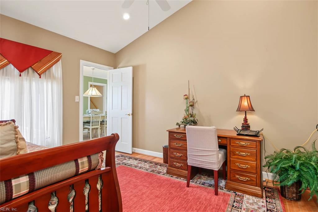 137 Roger Smith Property Photo 26