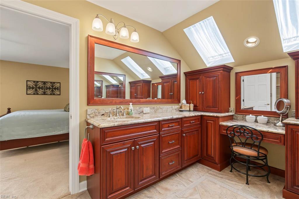137 Roger Smith Property Photo 35