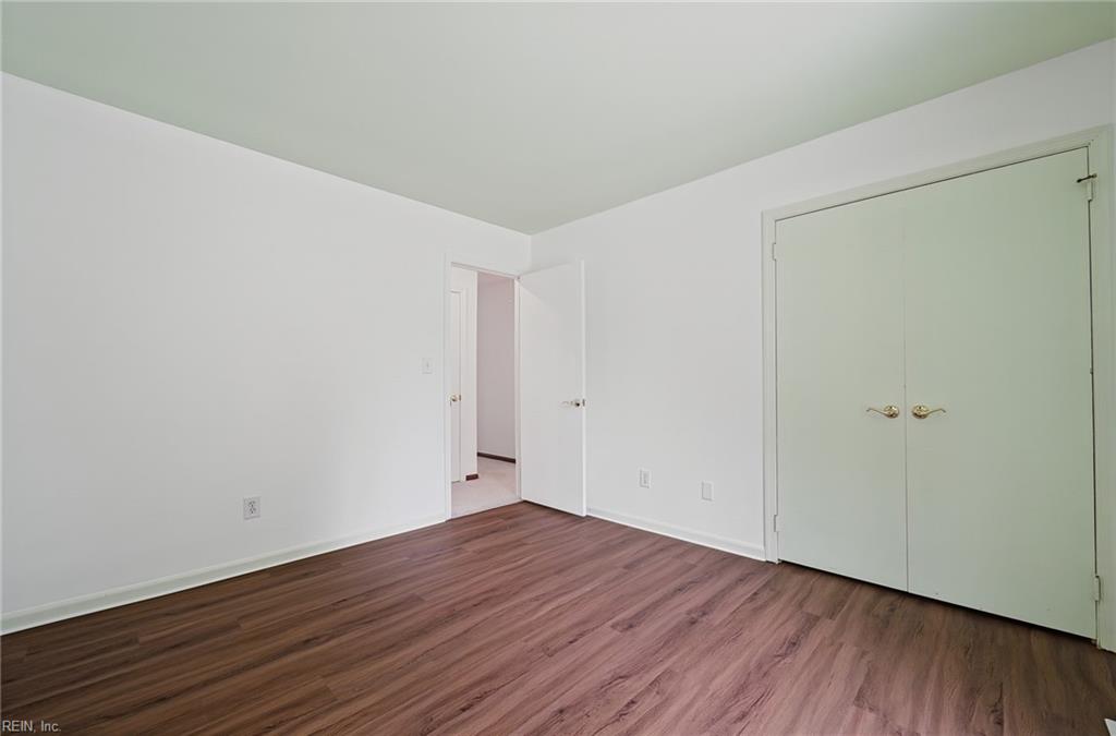513 Great Park Dr Property Photo 20