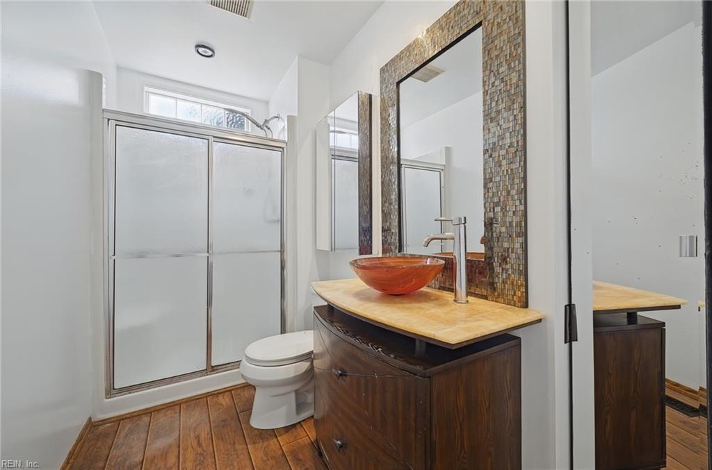 513 Great Park Dr Property Photo 26