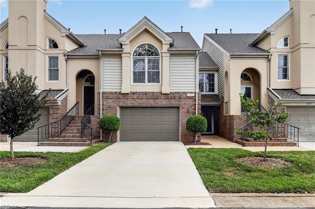 1075 Hanson WAY Property Photo 1