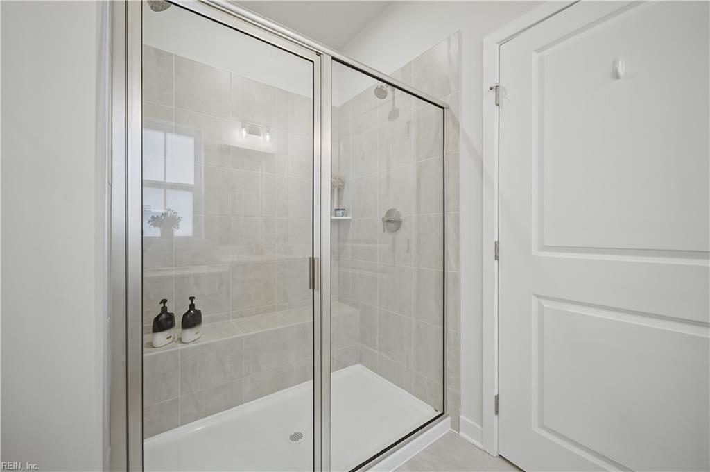 398 Tributary Ln Property Photo 17