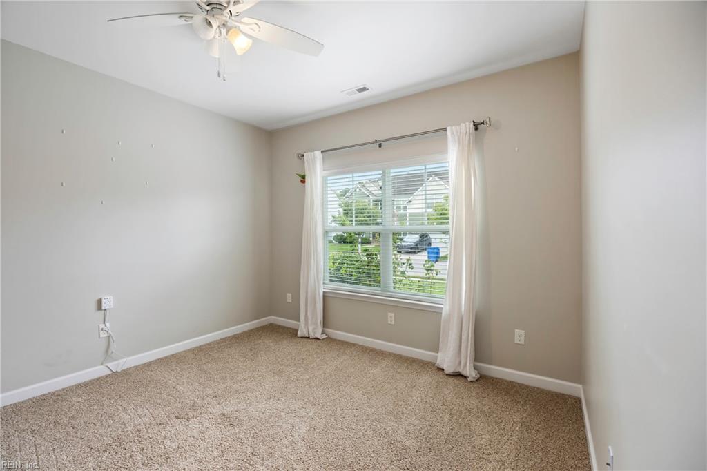 136 Bella Dr Property Photo 20