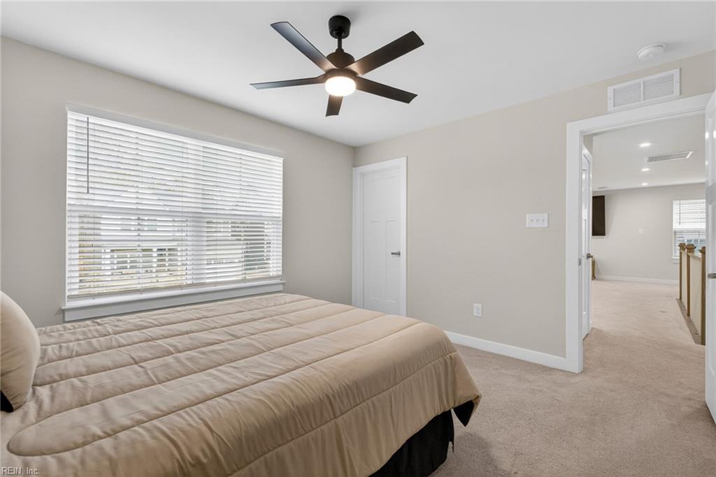 9733 Goldenrod Ct Property Photo 33