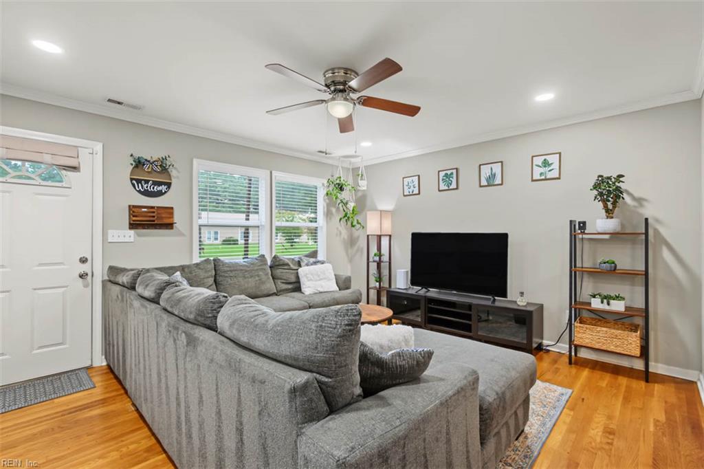 656 Harpersville Rd Property Photo 4