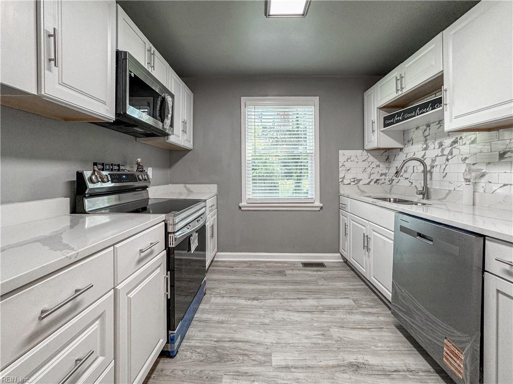 34 Byers Ave Property Photo 8
