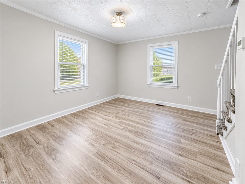 34 Byers Ave Property Photo 18