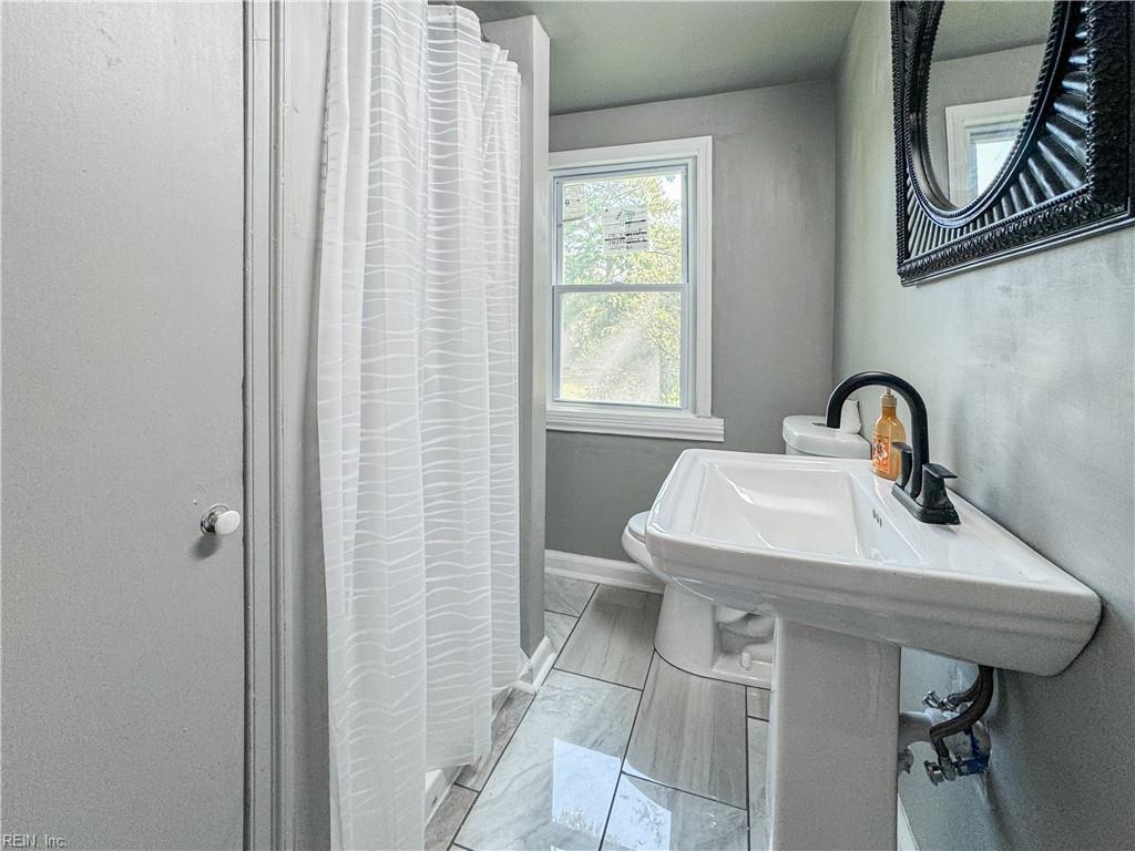 34 Byers Ave Property Photo 28