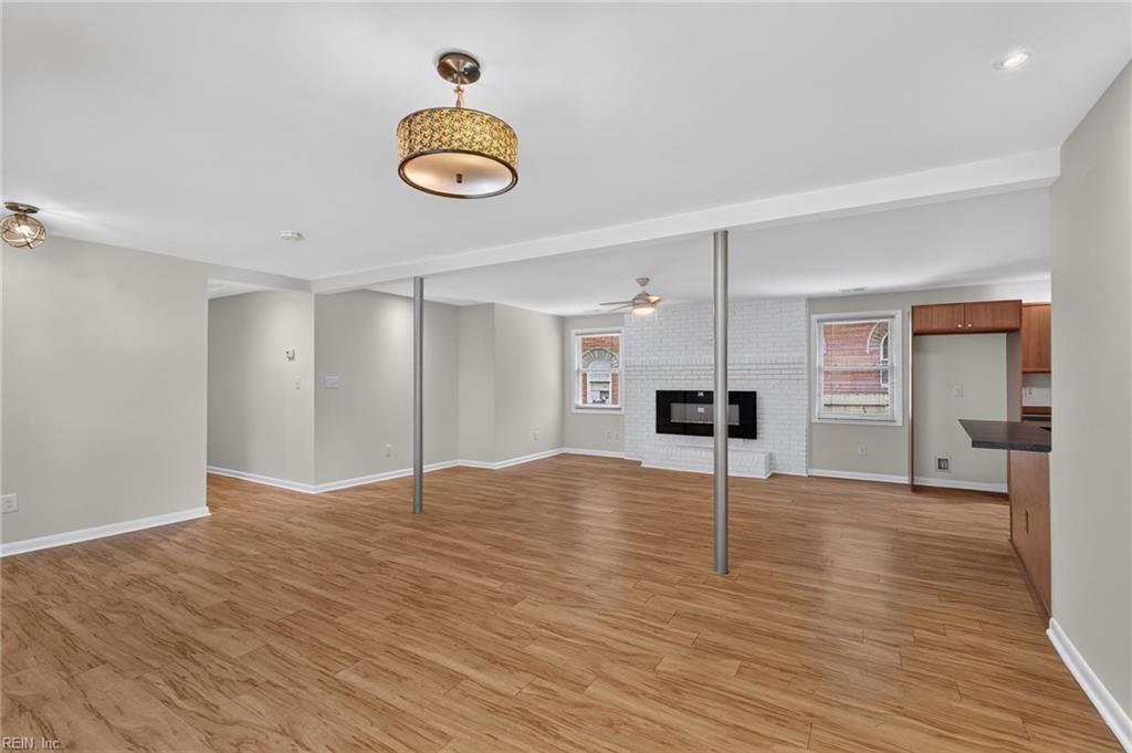 1241 37th St Property Photo 5