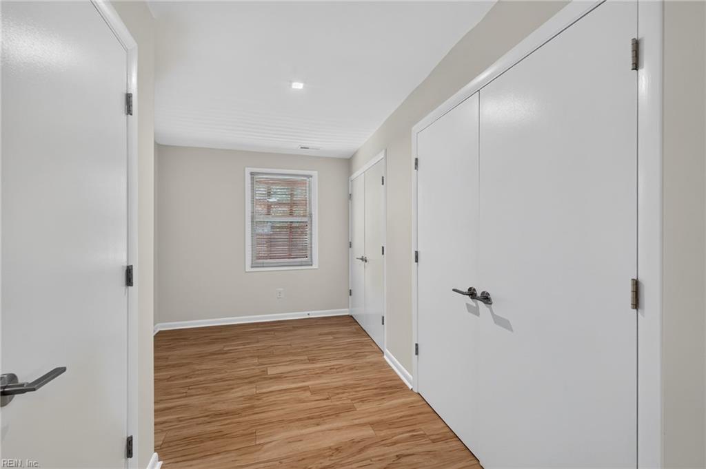 1241 37th St Property Photo 15