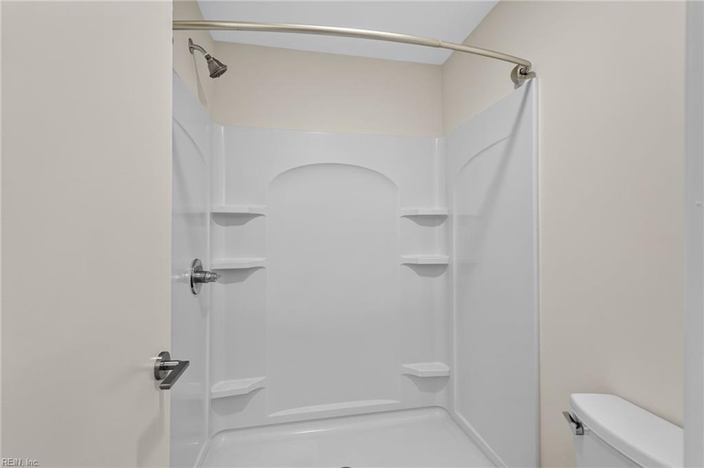 1241 37th St Property Photo 26