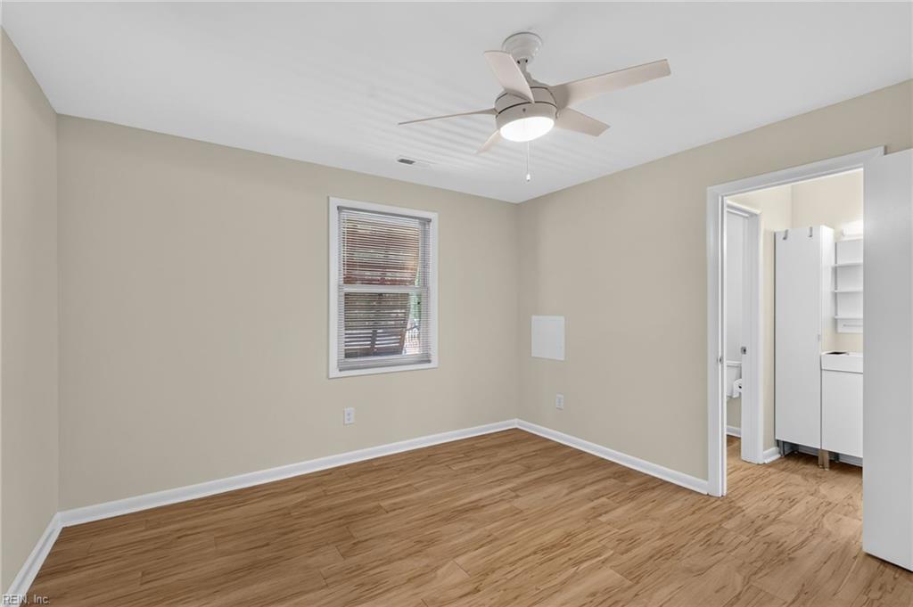 1241 37th St Property Photo 28