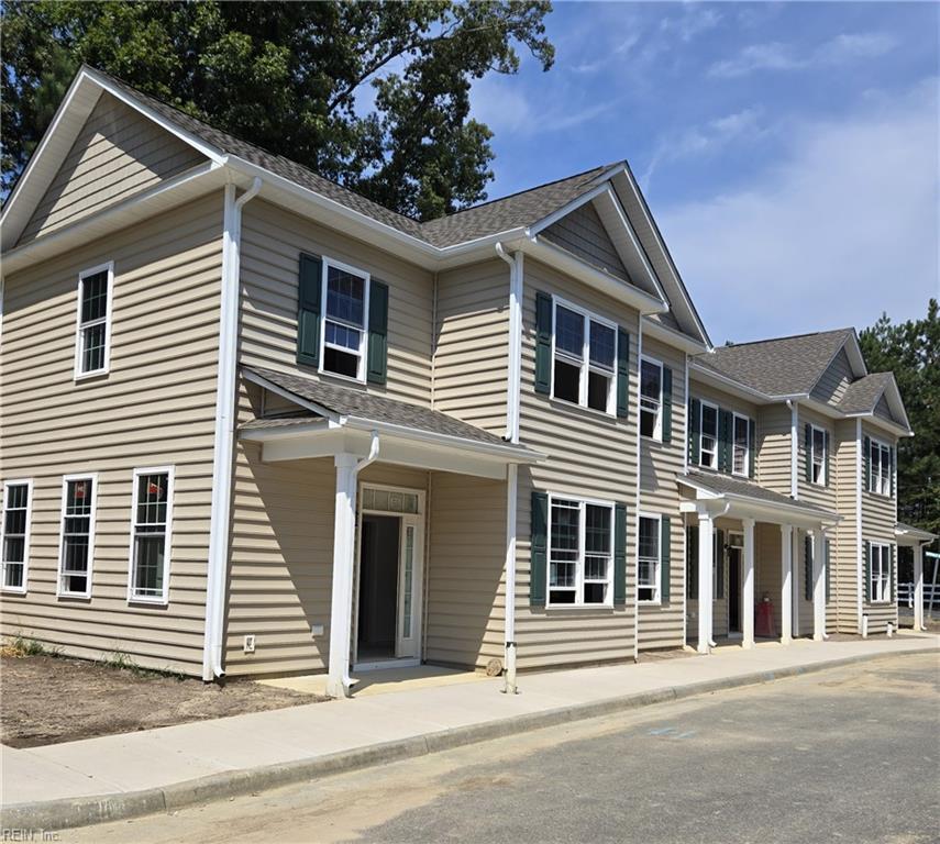 205 Patriots Village Ct Property Photo 1
