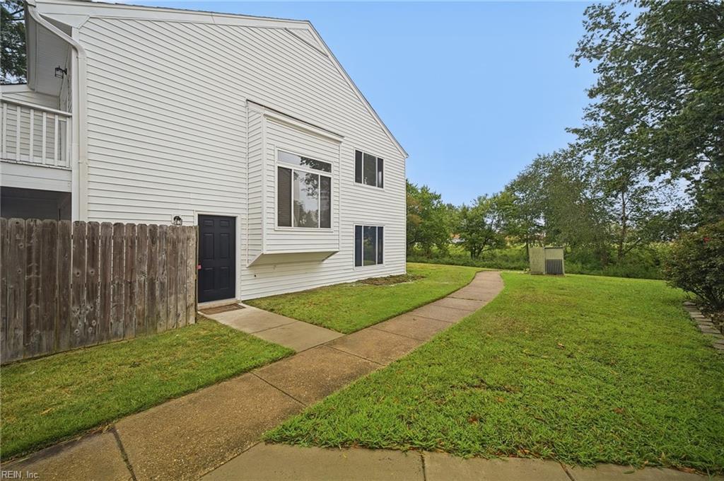 3649 Ship Chandlers WHRF Property Photo 1