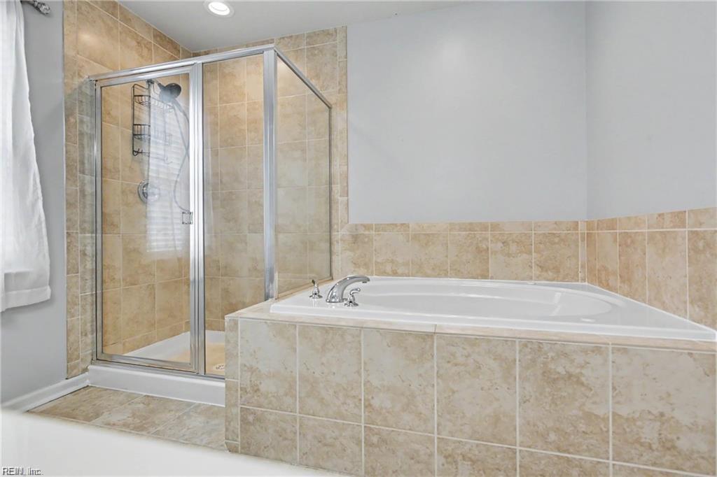 413 Quaker Ridge Ct Property Photo 25
