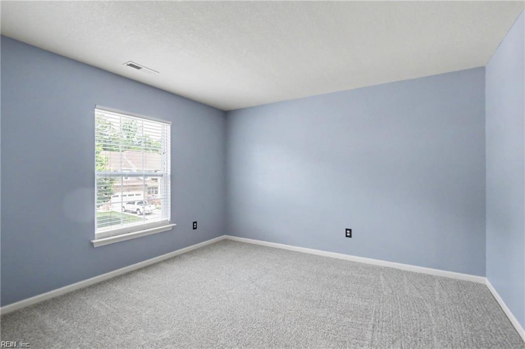 413 Quaker Ridge Ct Property Photo 26