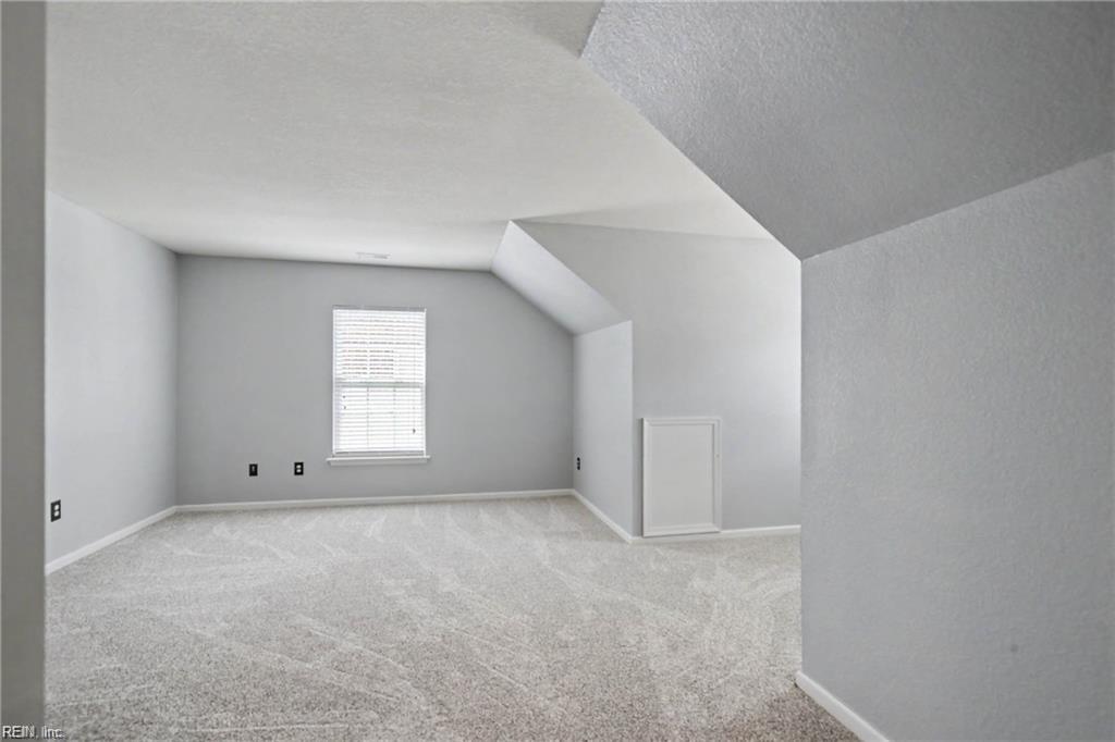 413 Quaker Ridge Ct Property Photo 29