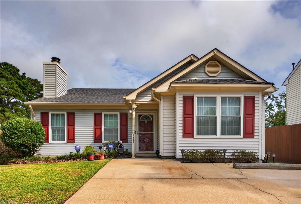 1368 Beacons Reach Dr Property Photo 1