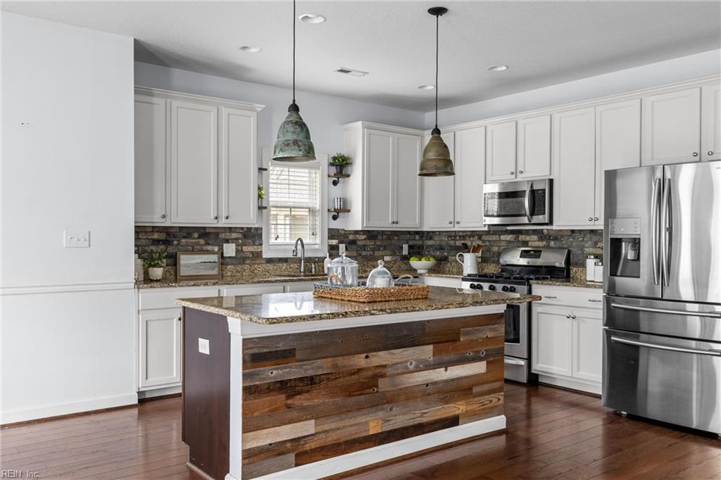 2057 Grandon Loop Rd Property Photo 10