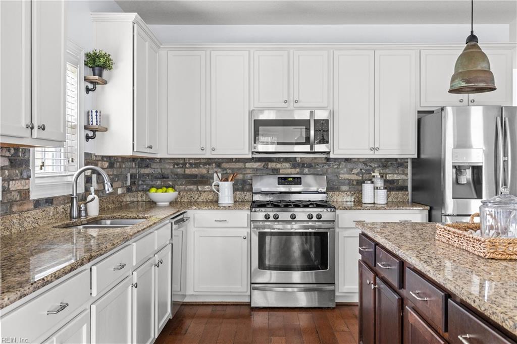 2057 Grandon Loop Rd Property Photo 11