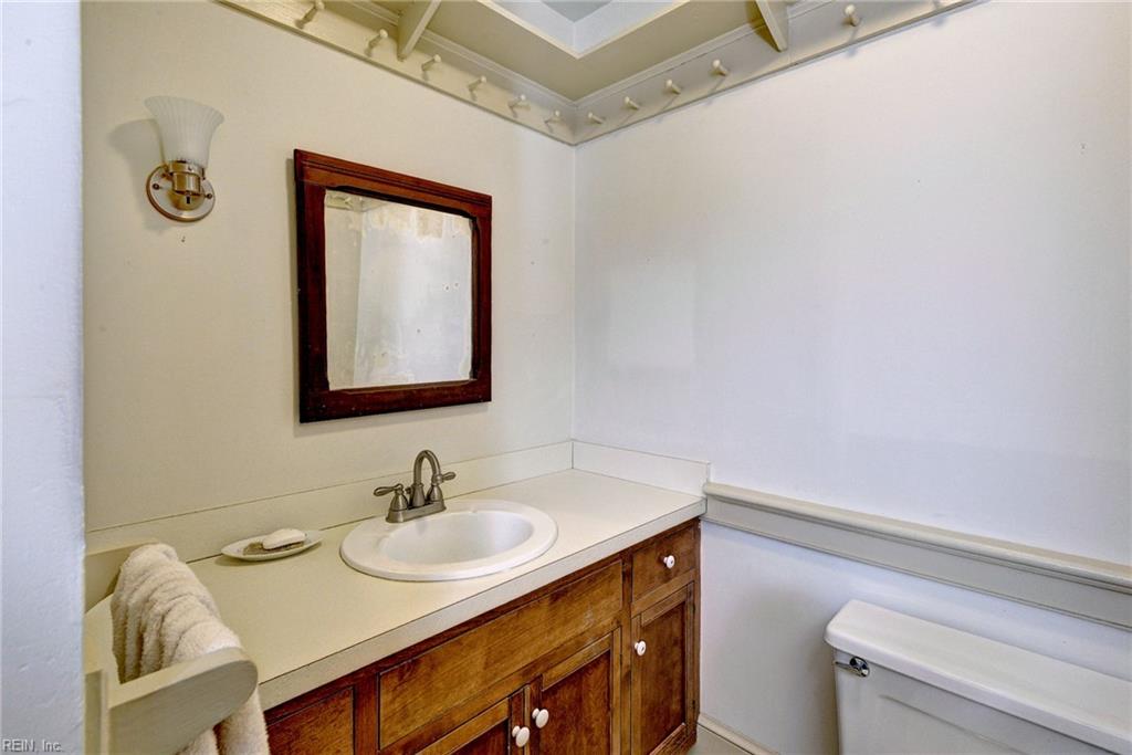 109 Forest Ln Property Photo 21