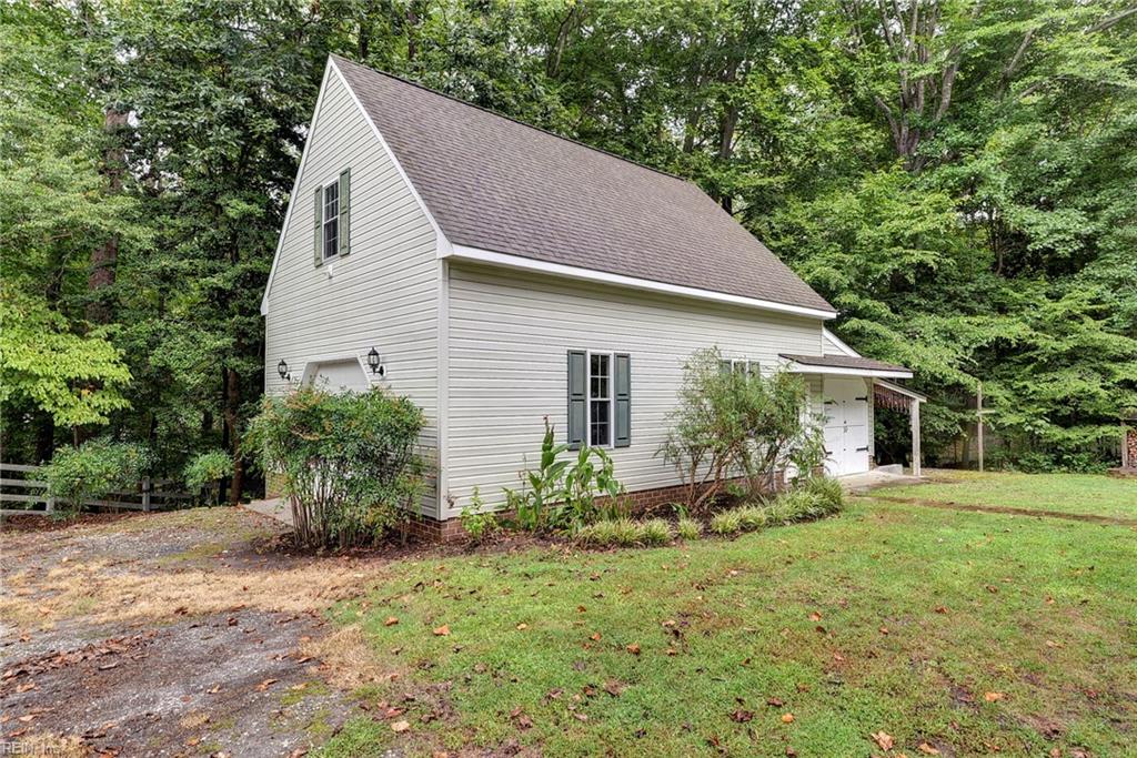109 Forest Ln Property Photo 31