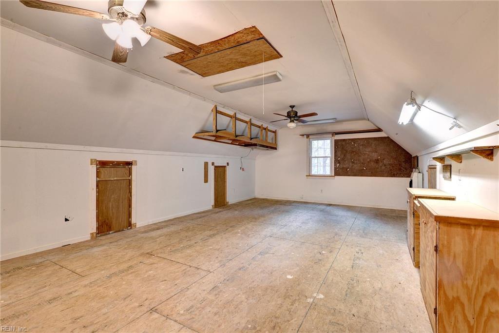 109 Forest Ln Property Photo 34