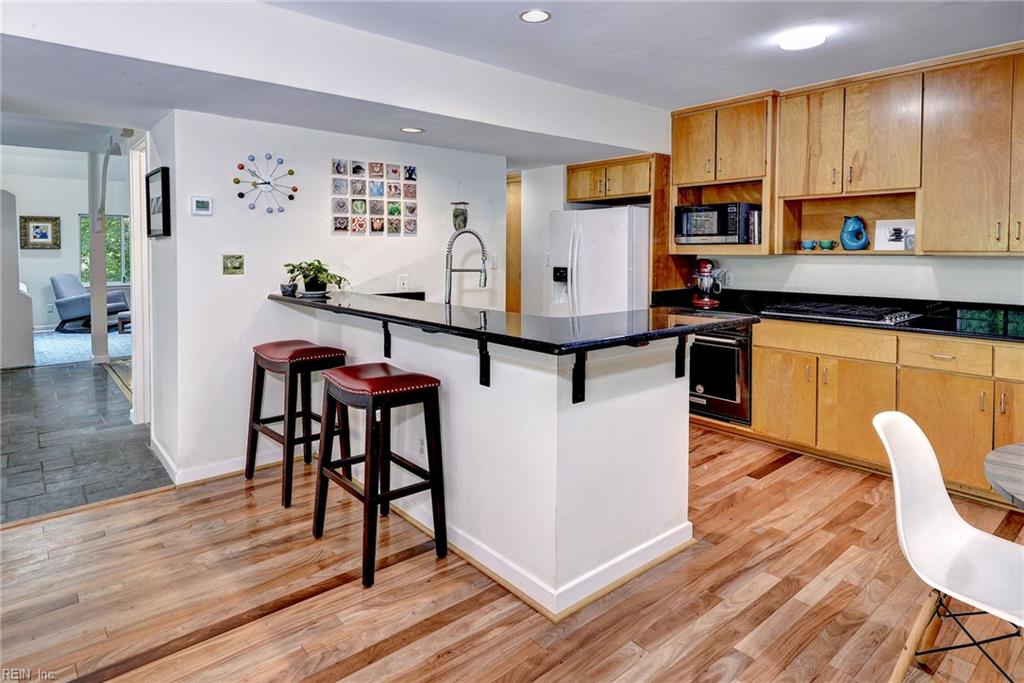 411 Hempstead Rd Property Photo 19