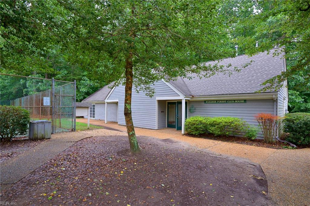 411 Hempstead Rd Property Photo 47