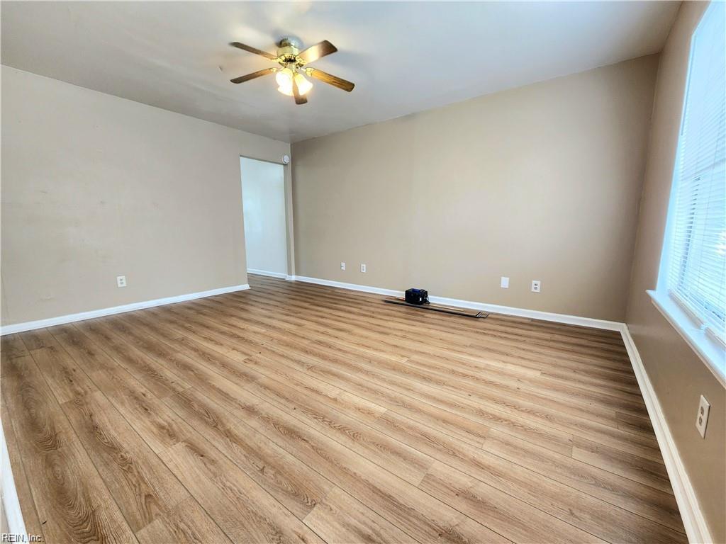 6221 Geneva Way Property Photo 2