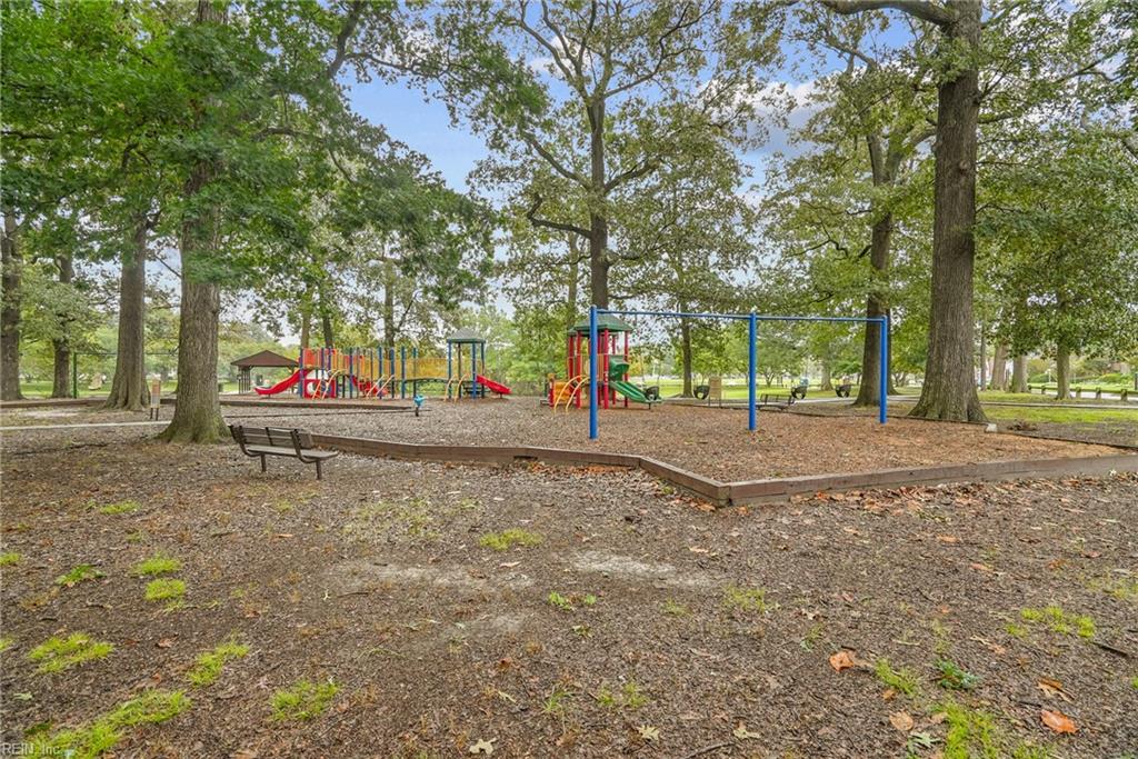1540 Bainbridge Blvd Property Photo 44