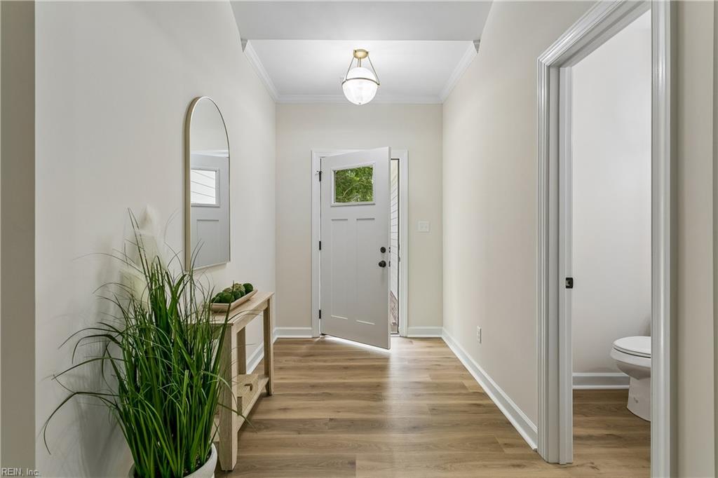 121 Randolphs Grn Property Photo 3