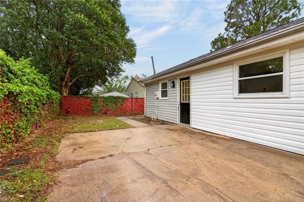 4516 Sheffield Dr Property Photo 41