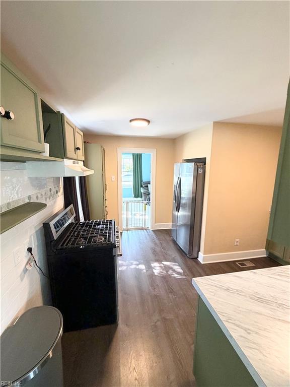 57 Henry St Property Photo 6