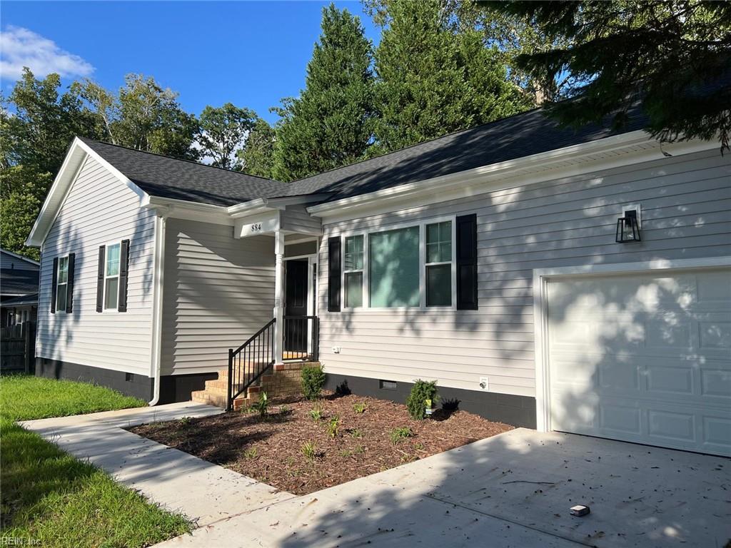 884 Cascade Dr Property Photo 1