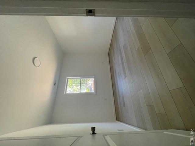 884 Cascade Dr Property Photo 7