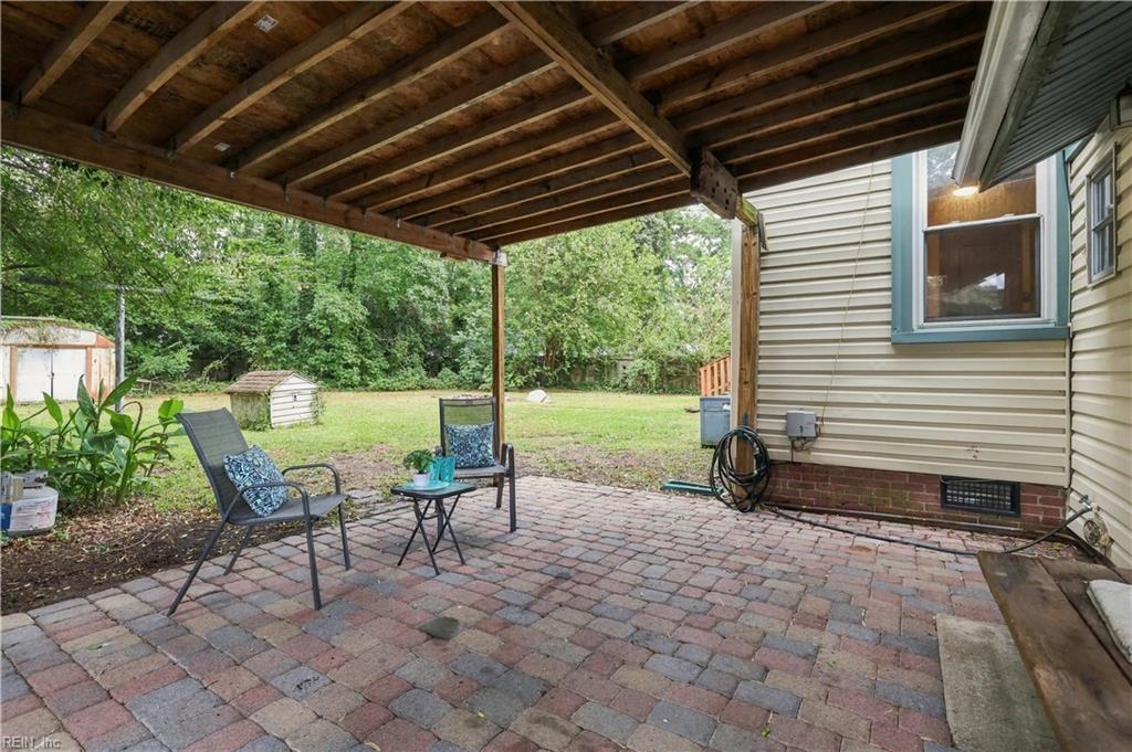 1114 Noble St Property Photo 43