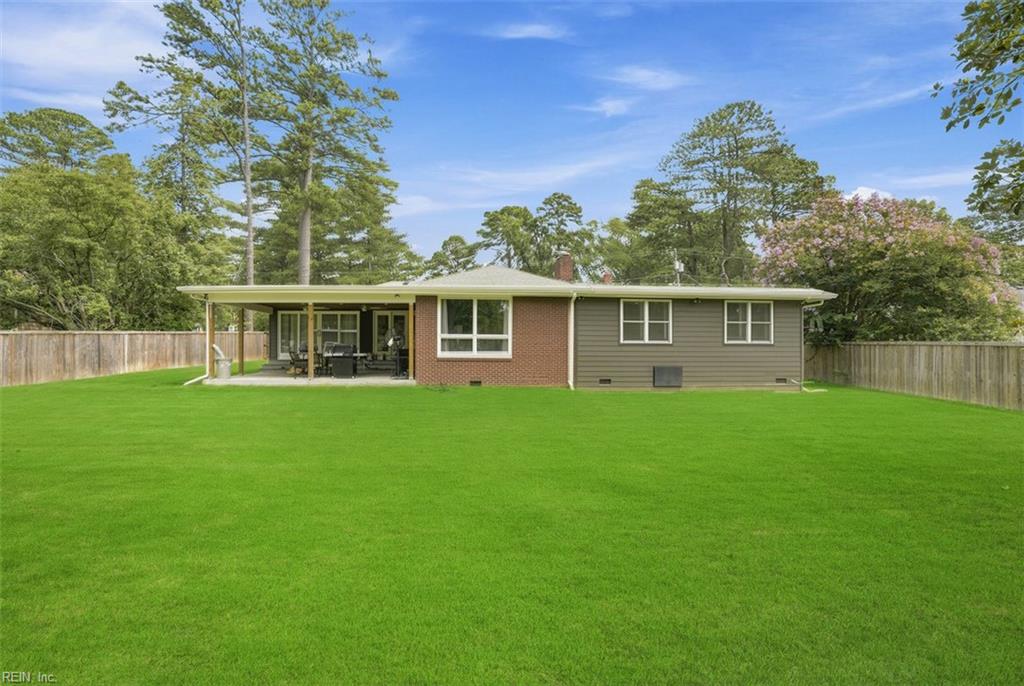 2105 Sterling Point Dr Property Photo 23