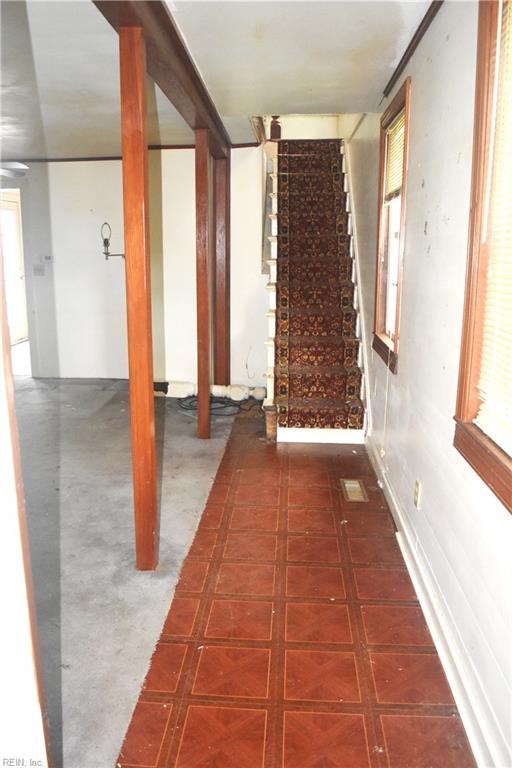 1111 Oldfield St Property Photo 7