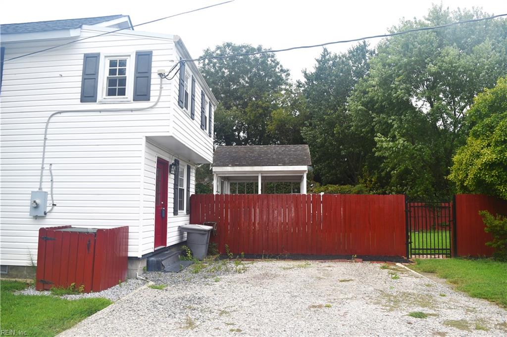 1111 Oldfield St Property Photo 11