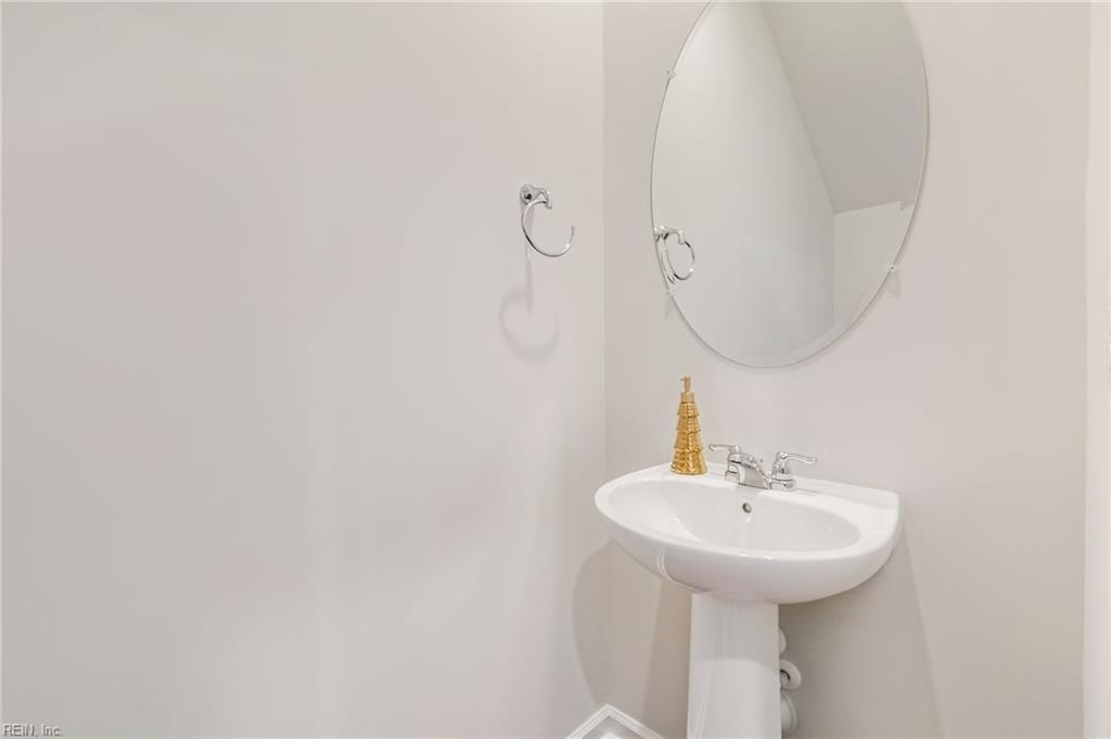 5847 Ginger Dr Property Photo 14