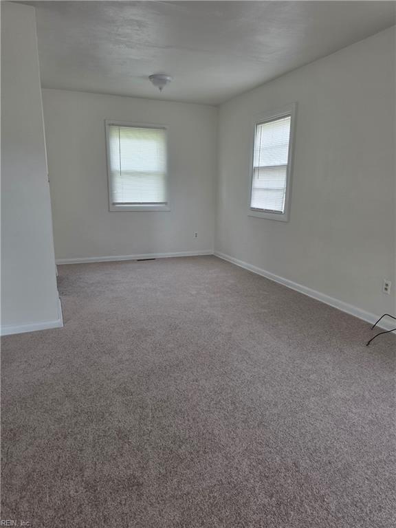 9 Ambrose Ln Property Photo 6