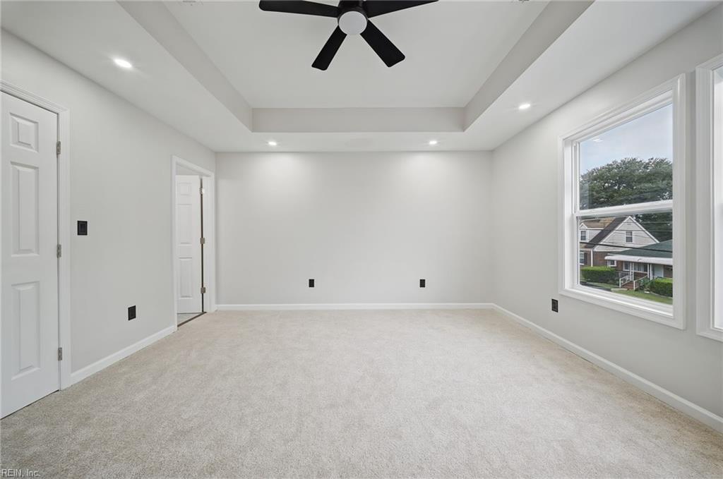 1046 Mapole Ave Property Photo 24