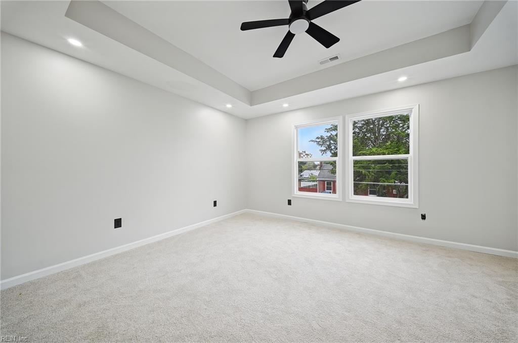 1046 Mapole Ave Property Photo 25