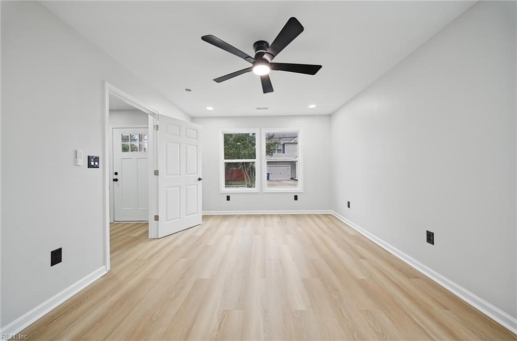 1046 Mapole Ave Property Photo 30