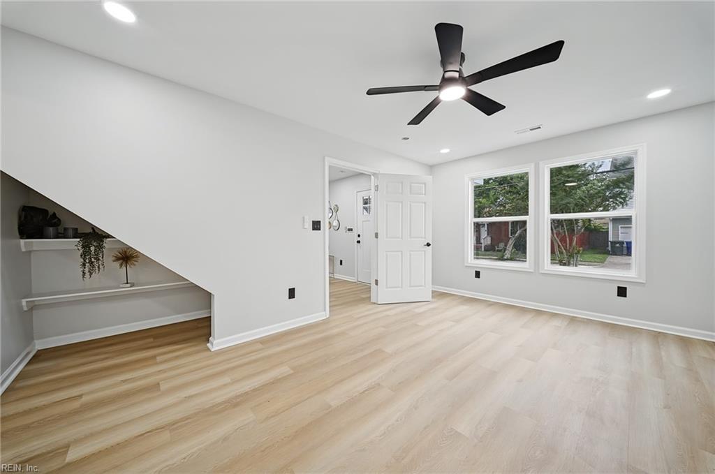 1046 Mapole Ave Property Photo 31