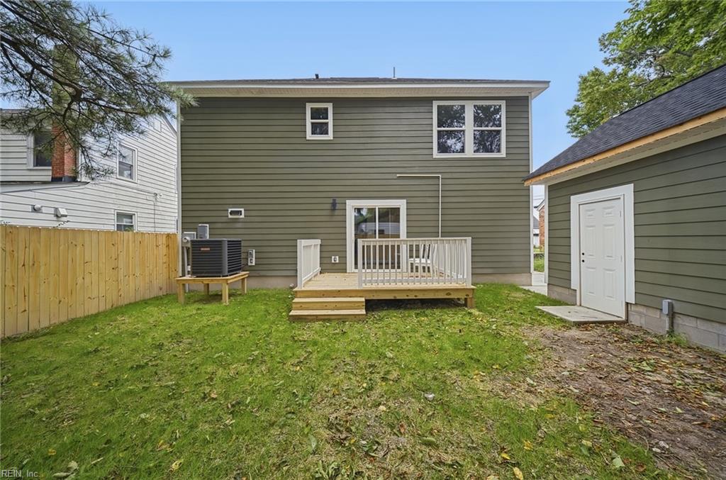 1046 Mapole Ave Property Photo 35