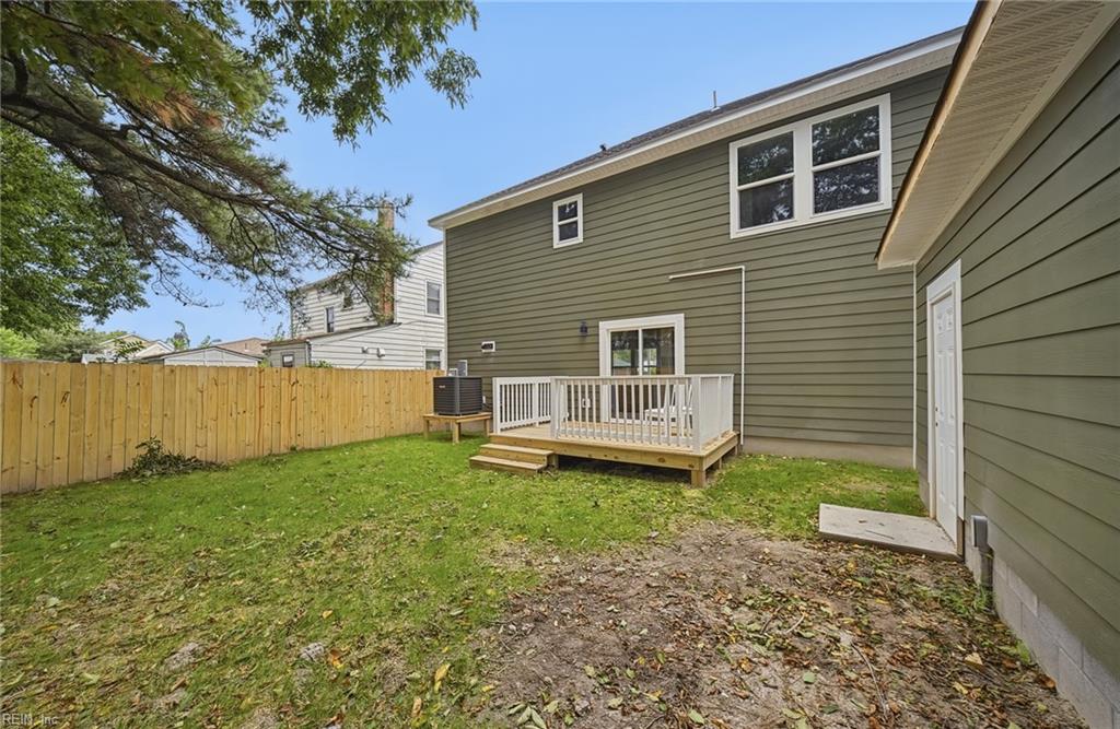 1046 Mapole Ave Property Photo 36