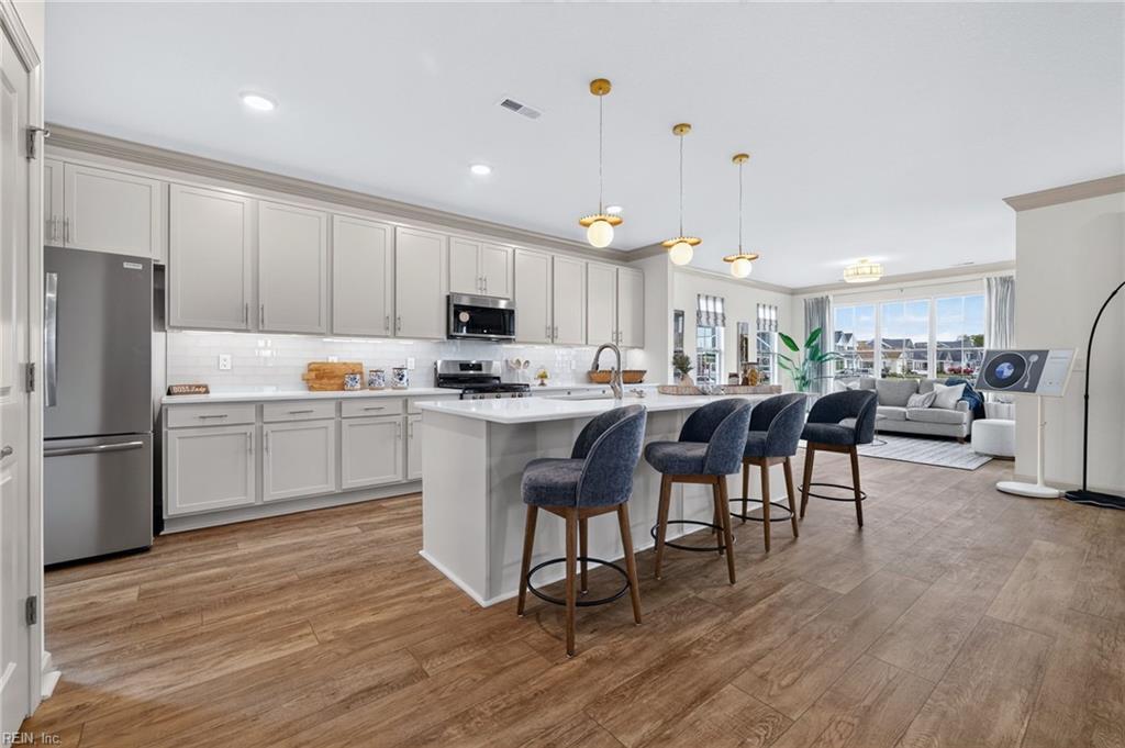 2217 Nantucket Ave Property Photo 4